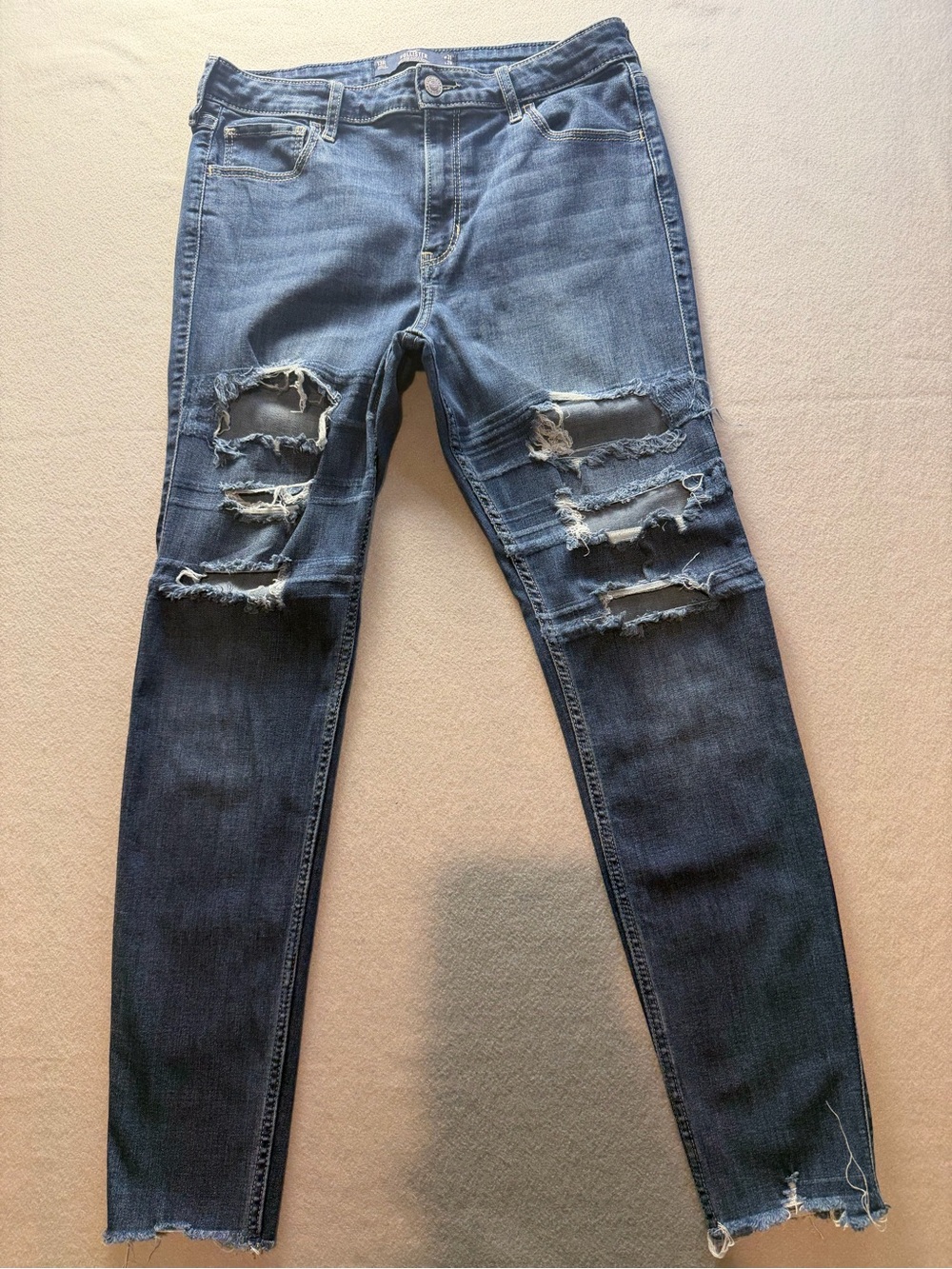 Hollister High-Rise Super Skinny Distressed Jeans 13R W31 L28